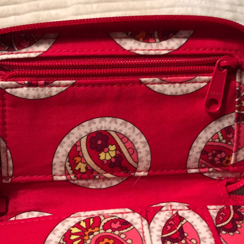 Vera Bradley Wristlet - Picture 5 of 7